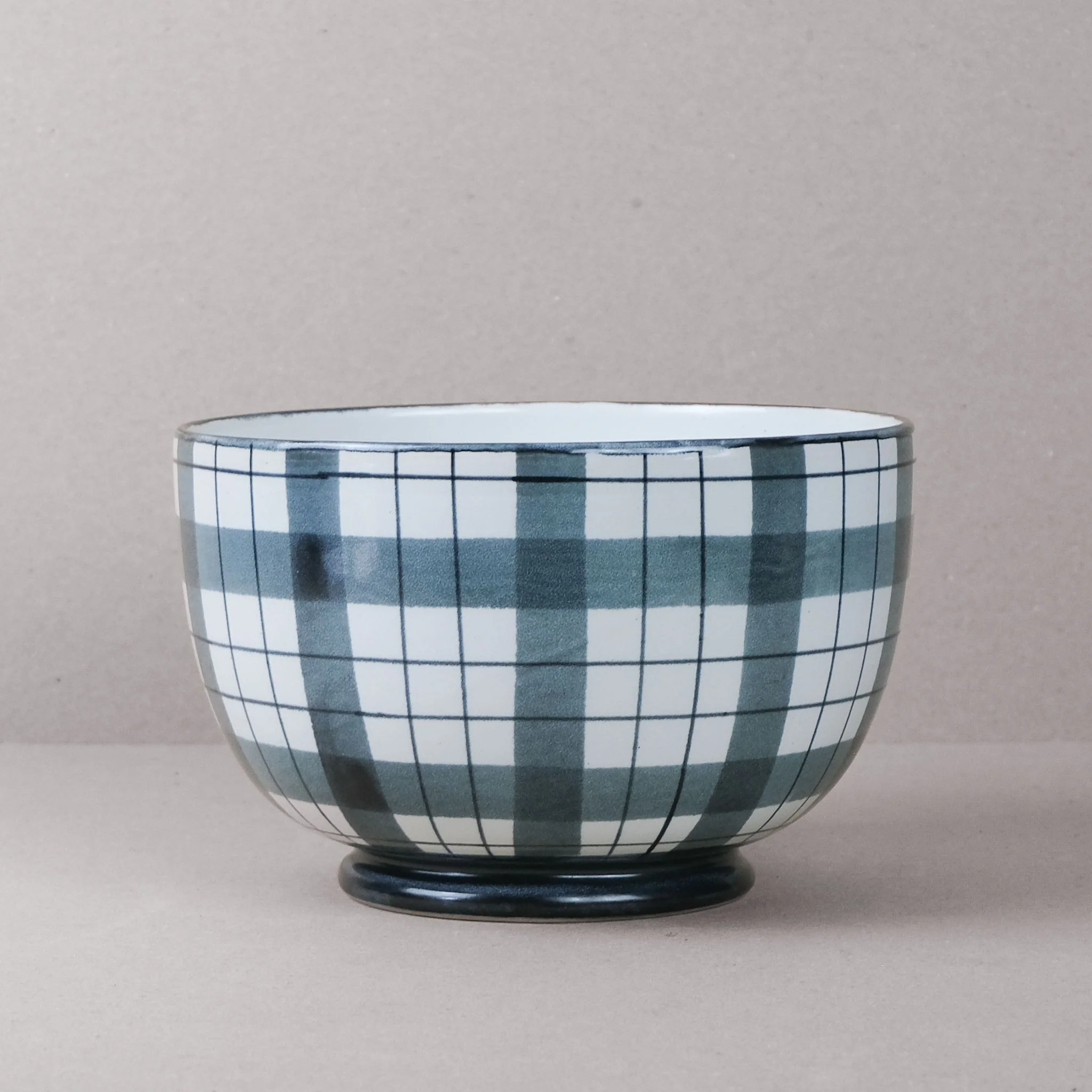 Black & White Macfarlane Salad Bowl