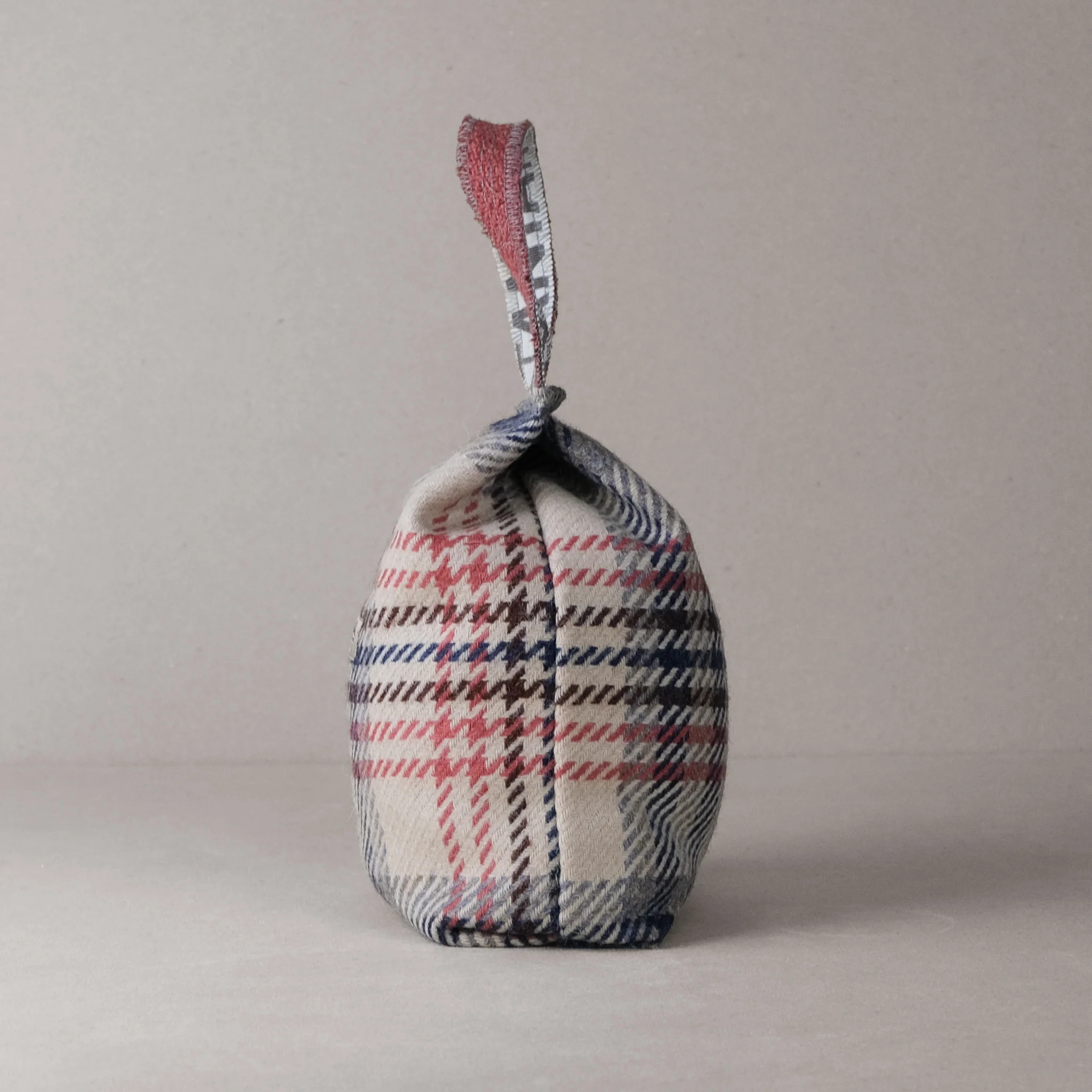 David Kennedy Highland Tweed Doorstop - Image 2