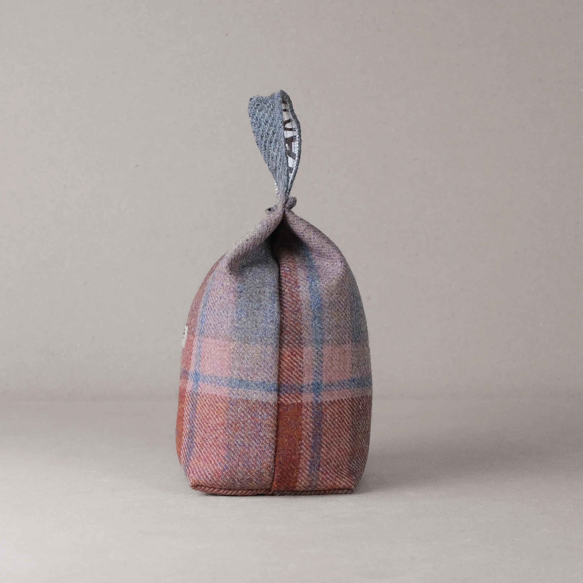 Samuel Peploe Highland Tweed Doorstop - Image 2