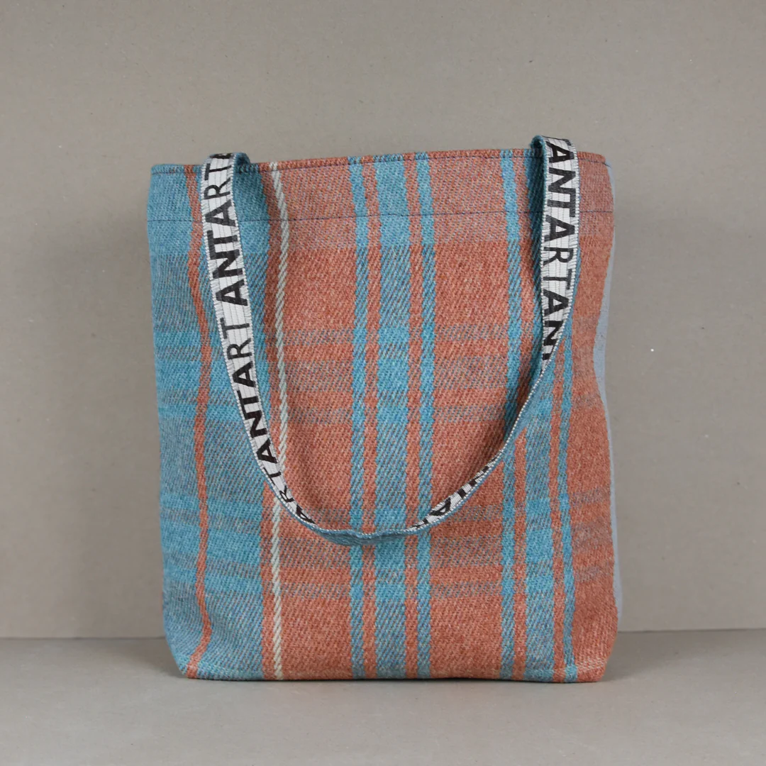 Sofi Clunes Carpet Bag - Image 3
