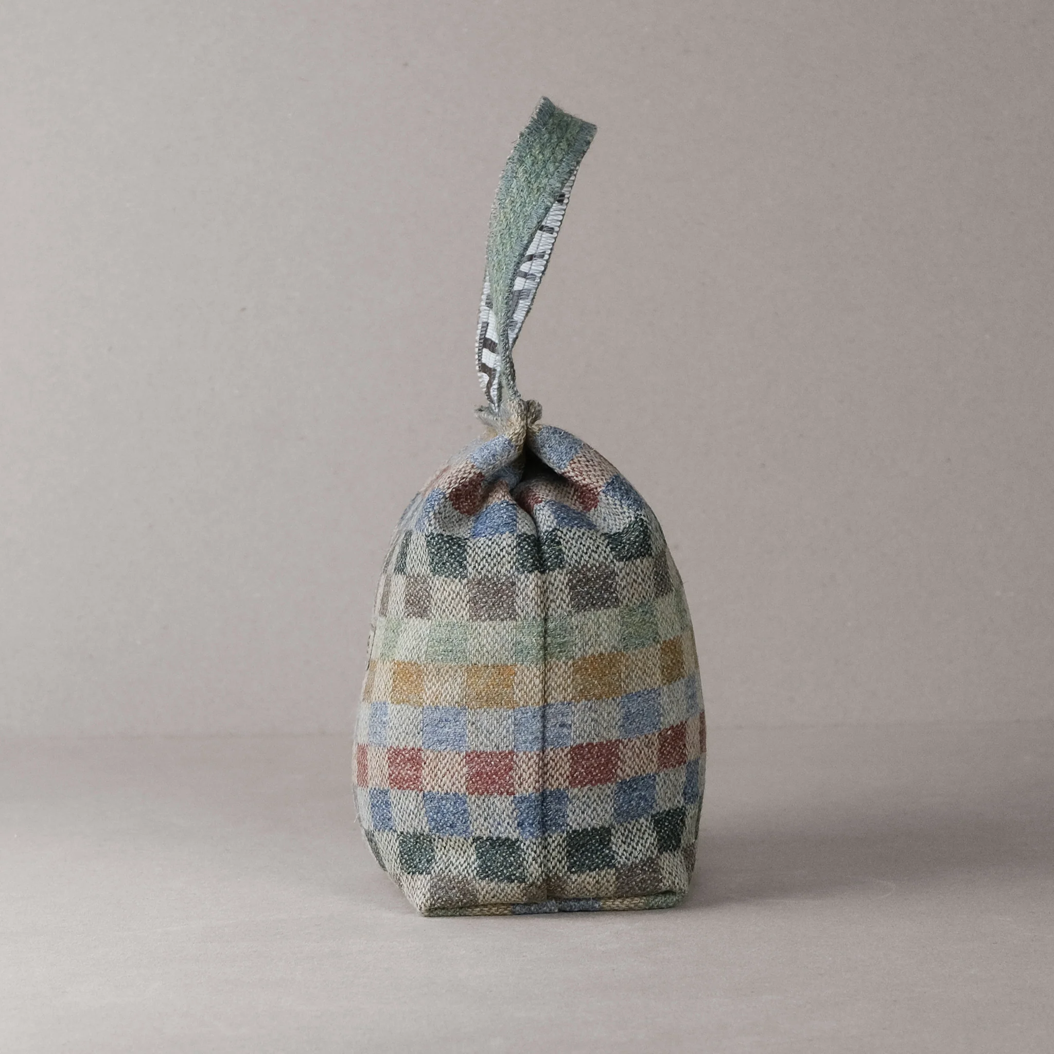 Uist Highland Tweed Doorstop - Image 3